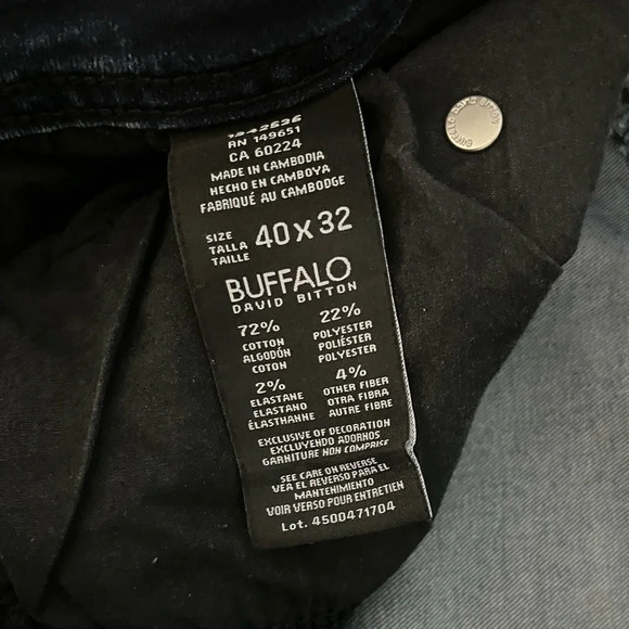 Buffalo by David Bitton size 40x32 - Picture 6 of 6